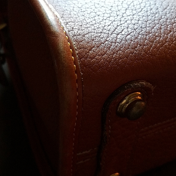 Vintage Dooney & Bourke Medium Essex Shoulder Bag - Picture 8 of 13